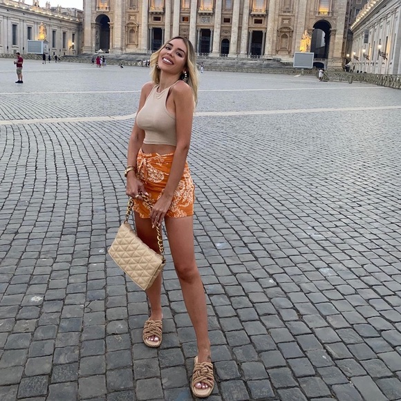 Zara Beige Ribbed T-Shirt - Picture 6 of 17